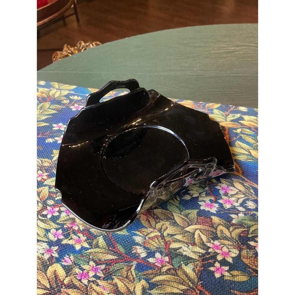 Vintage L.E. Smith Mt. Pleasant Black Amethyst Glass Bonbon Dish Two Handled